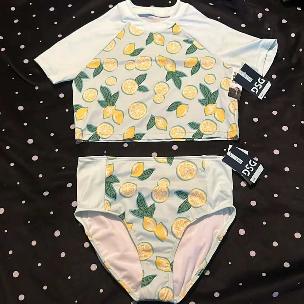 DSG LEMON SWIM SET: RASHGUARD & BOTTOM: BLUE/LEMON PRINT: NEW WITH TAGS: XL (16)